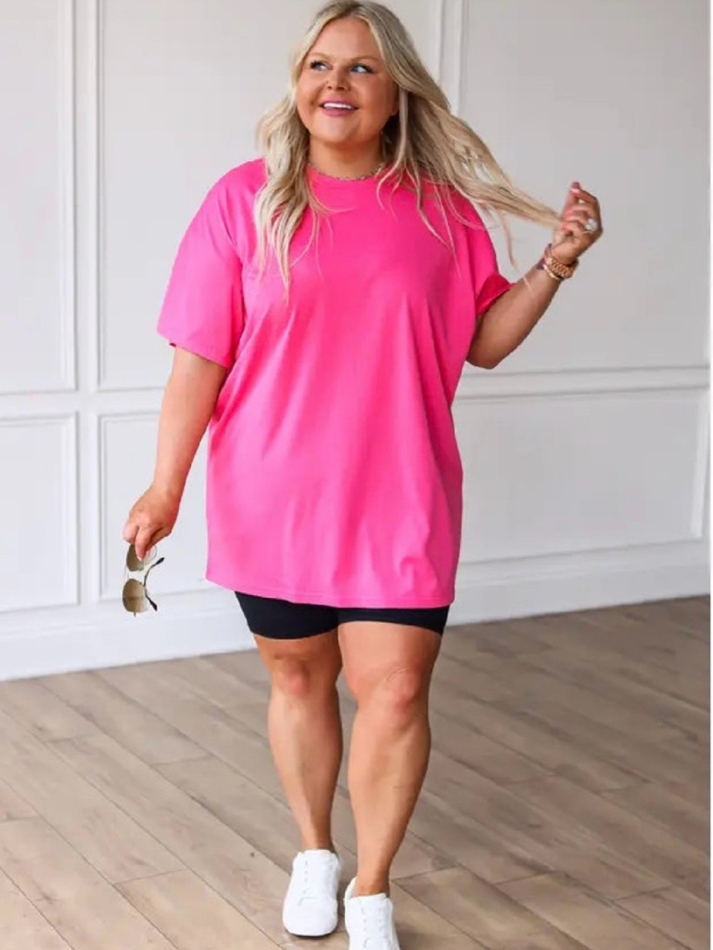 Plus-Size Crew Neck Short Sleeve Tee in Hot Pink